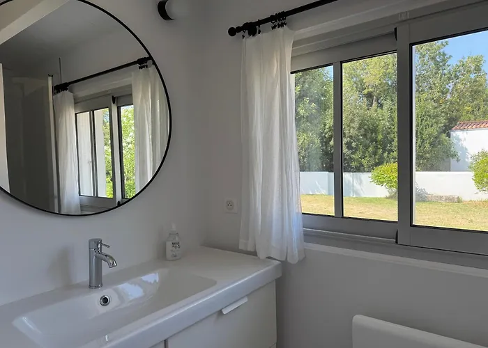 Les Déserts Villa *